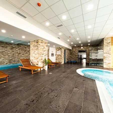 Hotell Filo Wellness & 3*