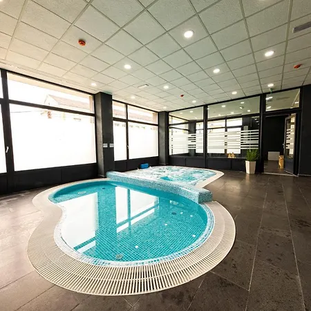 Filo Wellness & Hotell 3*